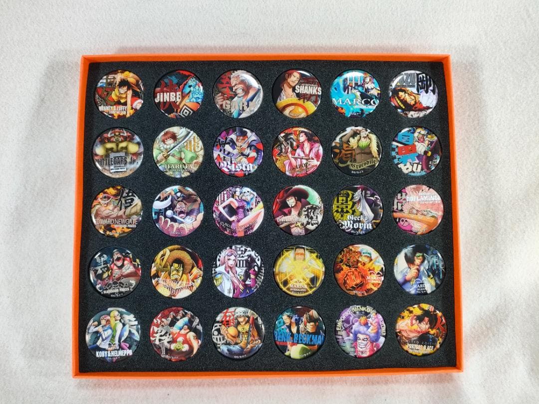 ワンピース\"輩\"缶バッジコンプリートコレクション麦わらストア限定第６弾 全30種