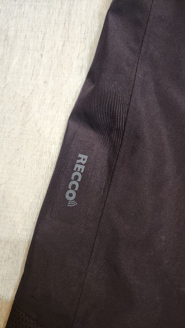 極美品11万patagonia スノーボードウェア&パンツM パタゴニア