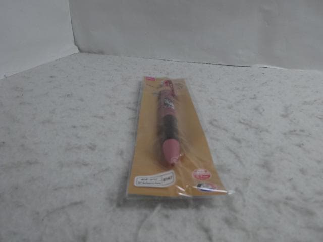 新品　３色ボールペン　うでぐみ　ピンク　赤　青　黒　わちふぃーるど　ダヤン　猫