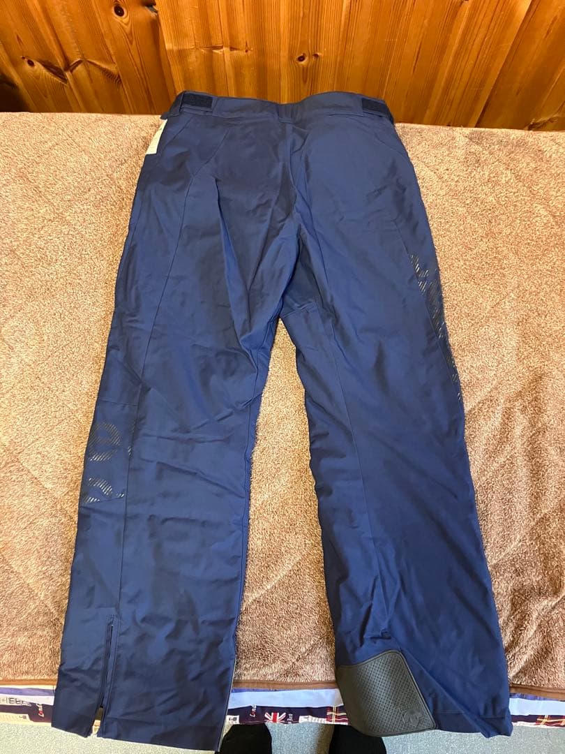 けい　DESCENTE デサント　スキーウェア　上下セット　サイズL