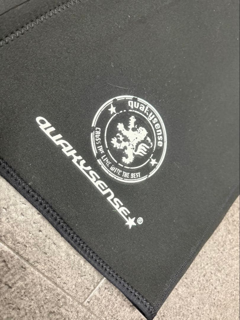 QUAKYSENSE 96 ツアーコート