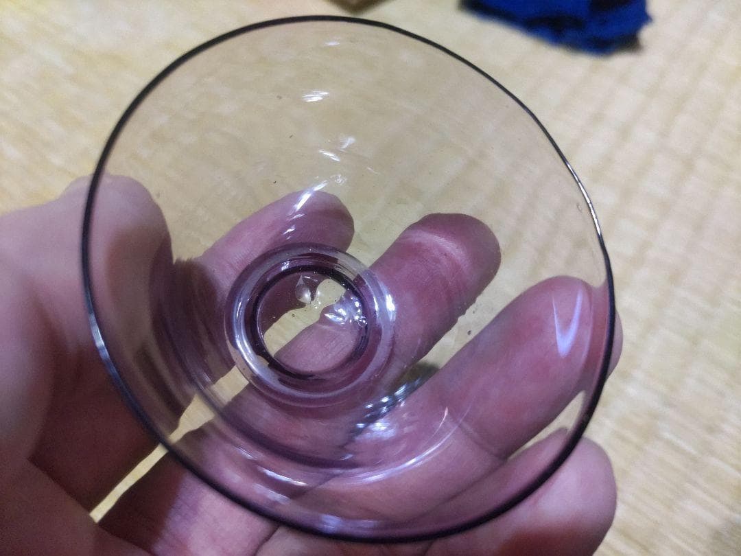 江戸硝子　吹きガラス　酒盃　紫　鉛ガラス　無傷