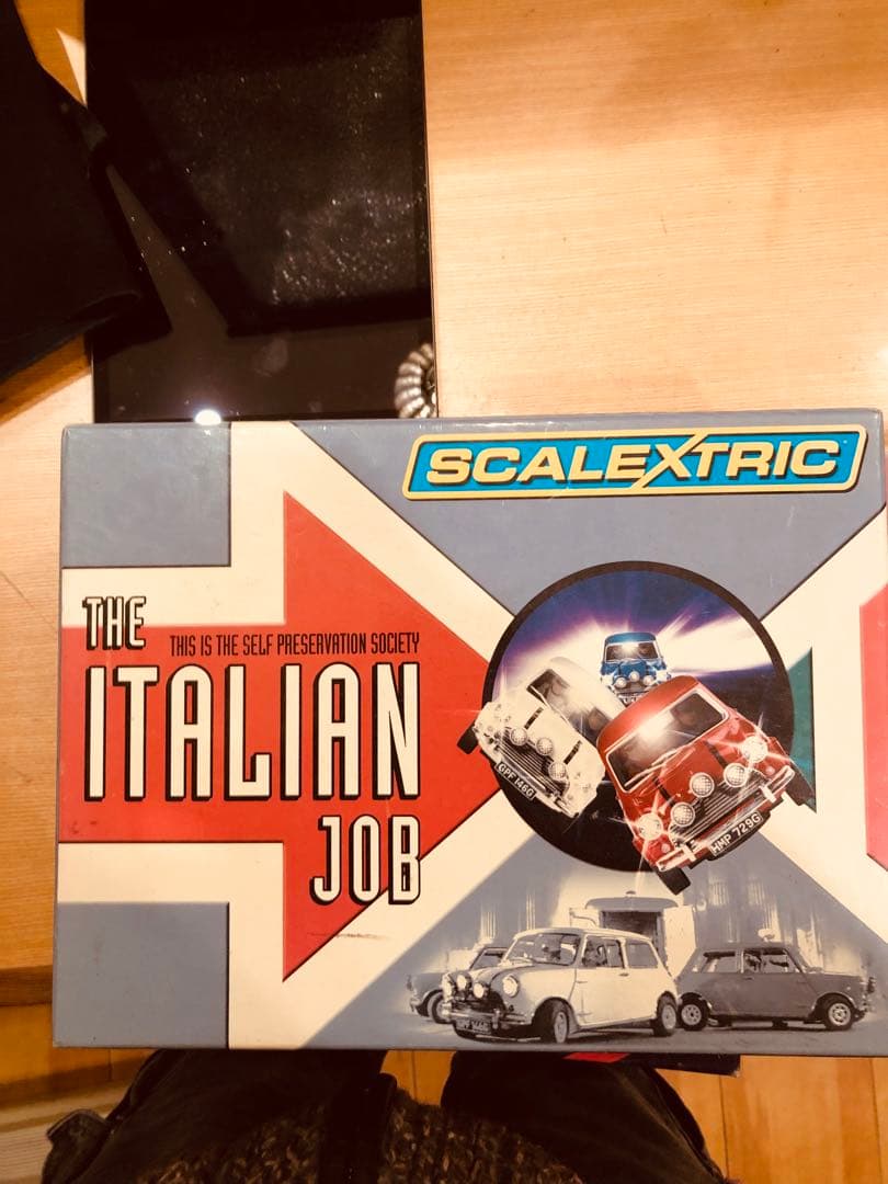 ぶーちゃんさん専用の映画「ミニミニ大作戦」の劇用車のスロットカー3台セット