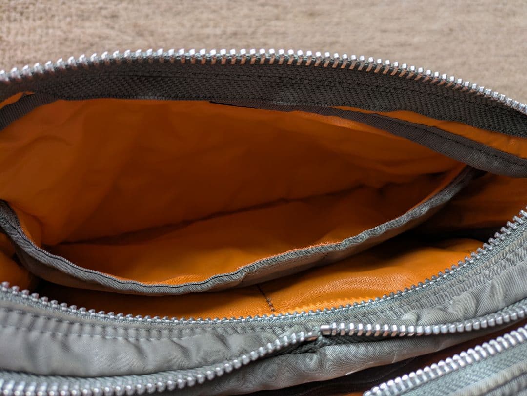 PORTER　ショルダーポーチ　グレー　吉田カバン