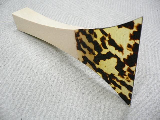 三味線　べっ甲調撥　津軽　57　新品