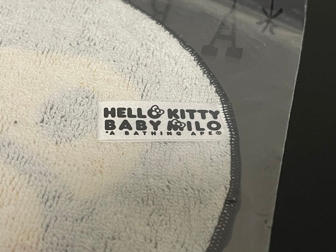 A BATHING APE × KITTY コラボ ハンドタオル