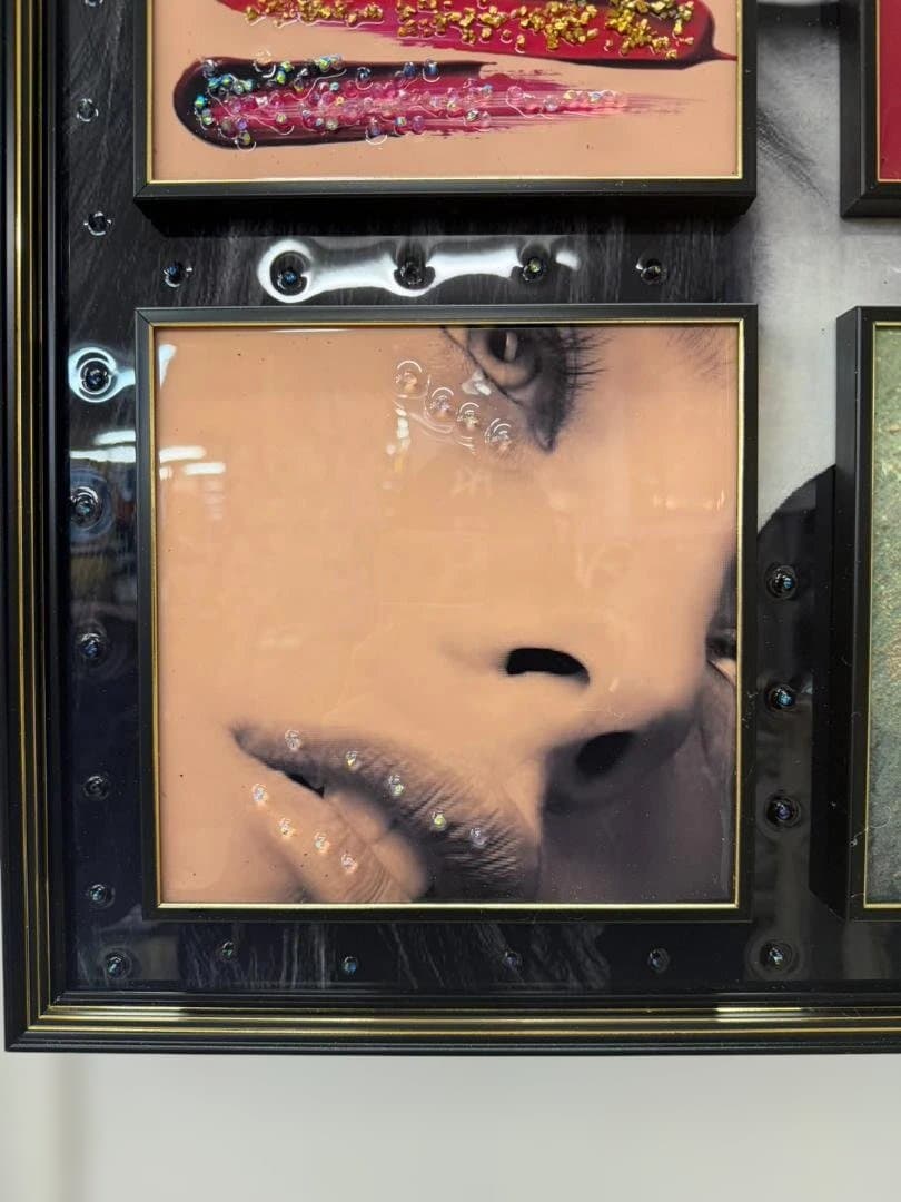 アートパネル　水晶絵　レッド　コスメ　ピンク　美容　キラキラ　赤　壁掛け　額