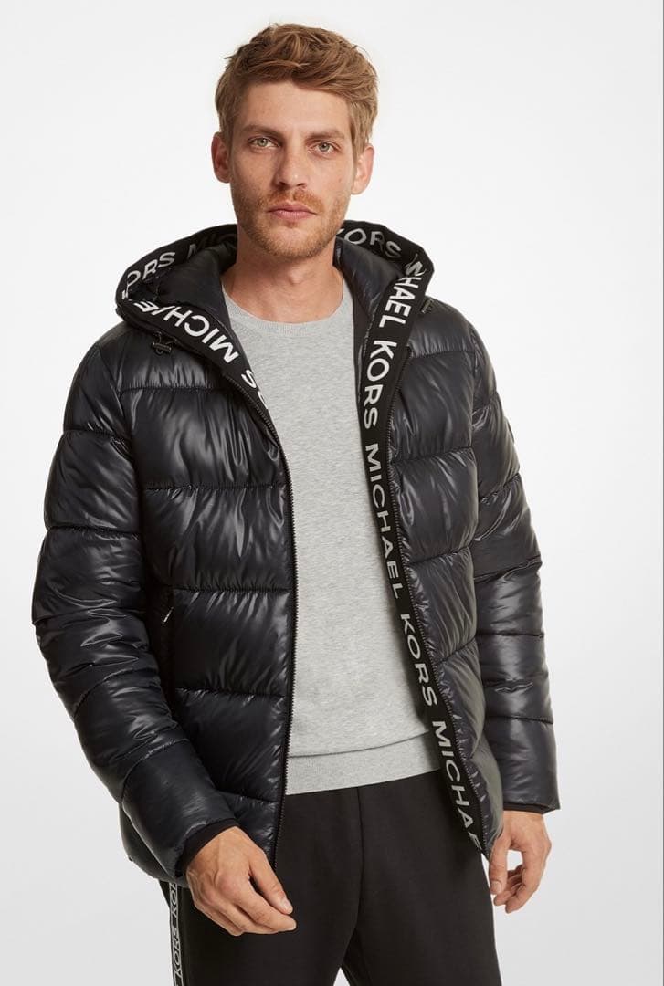 MICHAEL KORS ブラック ダウンジャケット Mサイズ