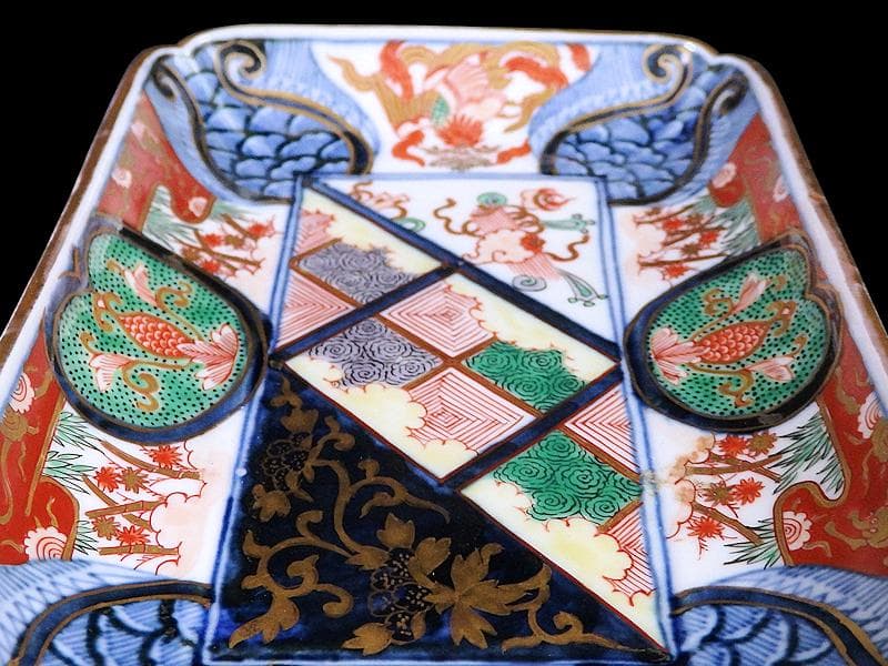 大聖寺伊万里　金襴手　宝尽くしに鳳凰　石畳紋の図　長皿　1296AS-DCn