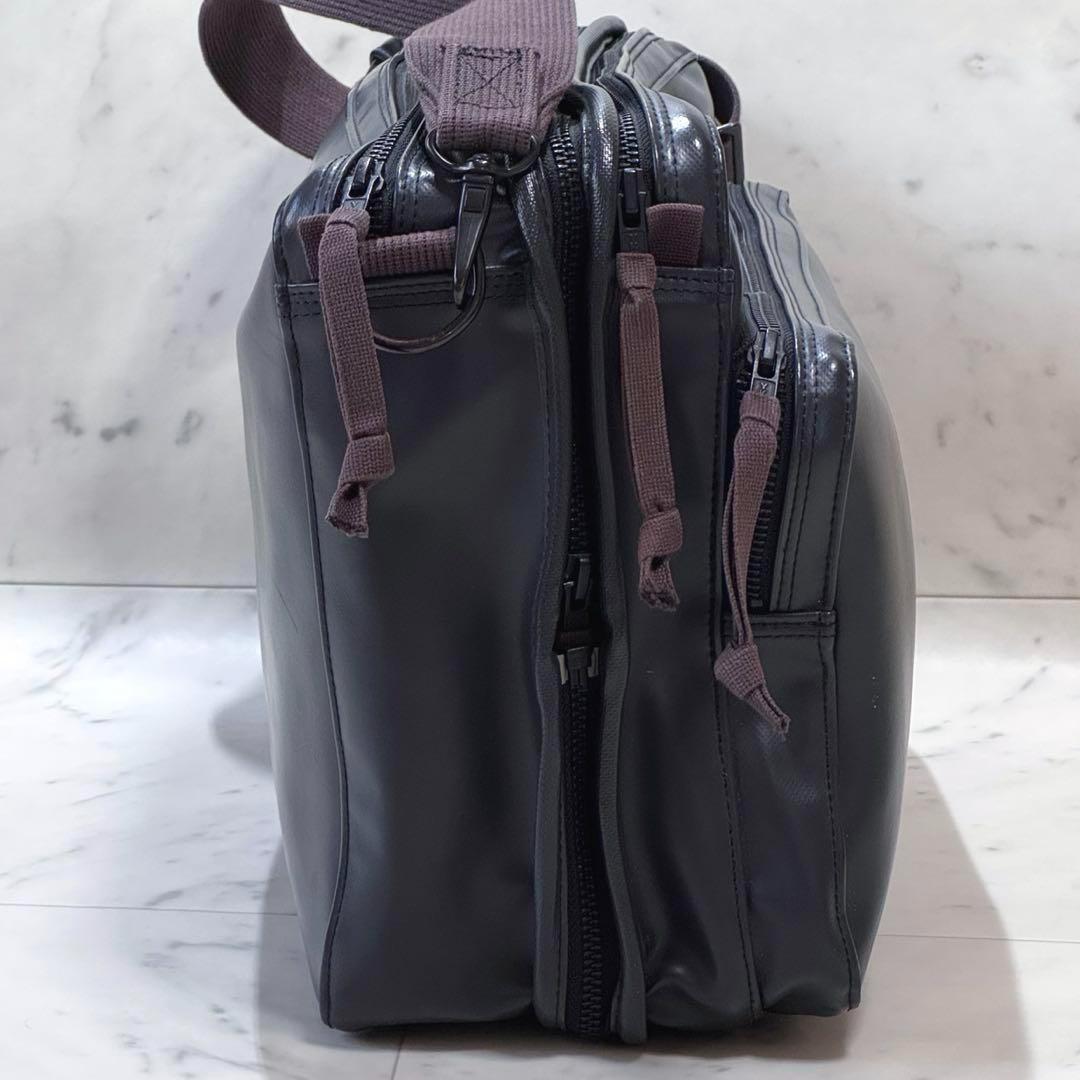 【良品】ラゲッジレーベル ライナー ショルダーバッグ ブラック 赤バッテン