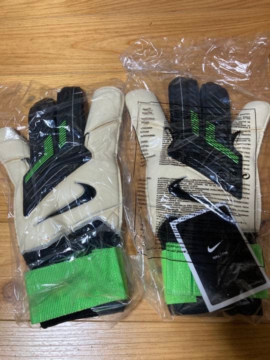 新品未使用　10号　廃盤モデル　ナイキ　ヴェイパーグリップ3