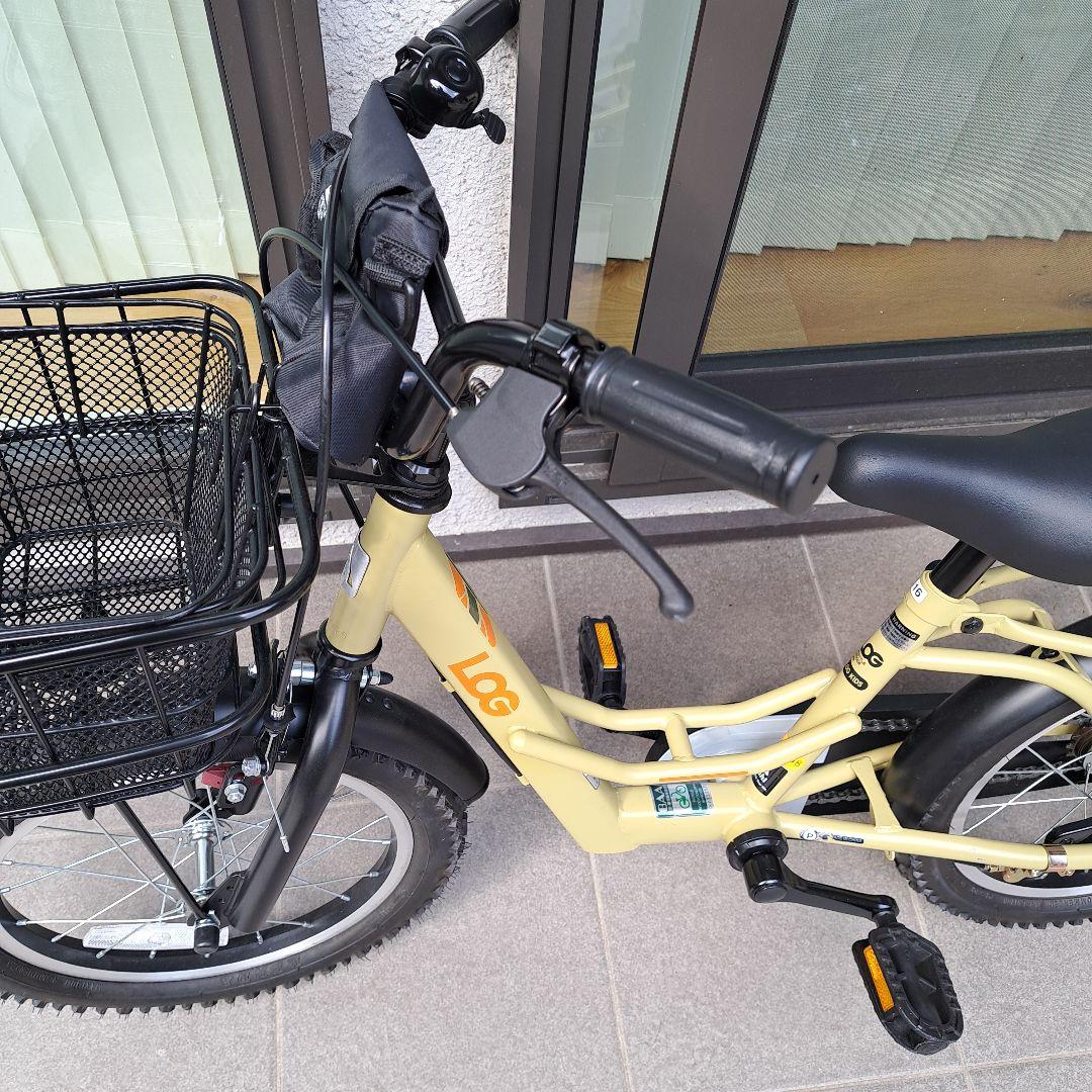 LOG 幼児用自転車 ベージュ 前面バスケット、補助輪付き