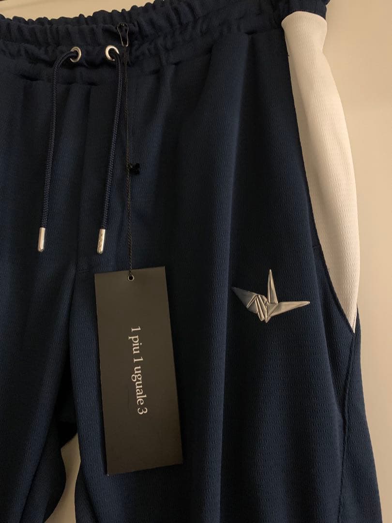 【定価49,500円・新品未使用】1PIU1UGUALE3★ボトムス Lサイズ