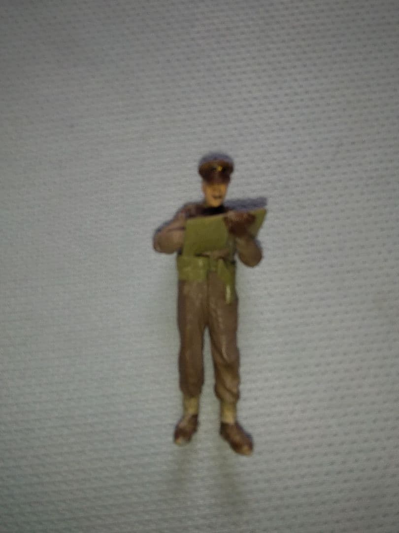 新春セール！ジオラマフランス戦線での英軍車両とバイクフィギュアセット バイシクル