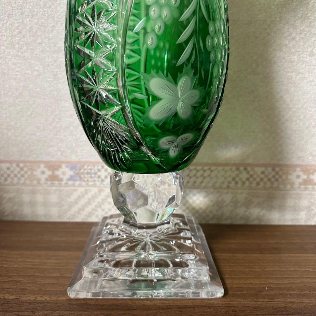 POLONIA ポロニア 緑色 クリスタルガラス フラワーベース 花瓶
