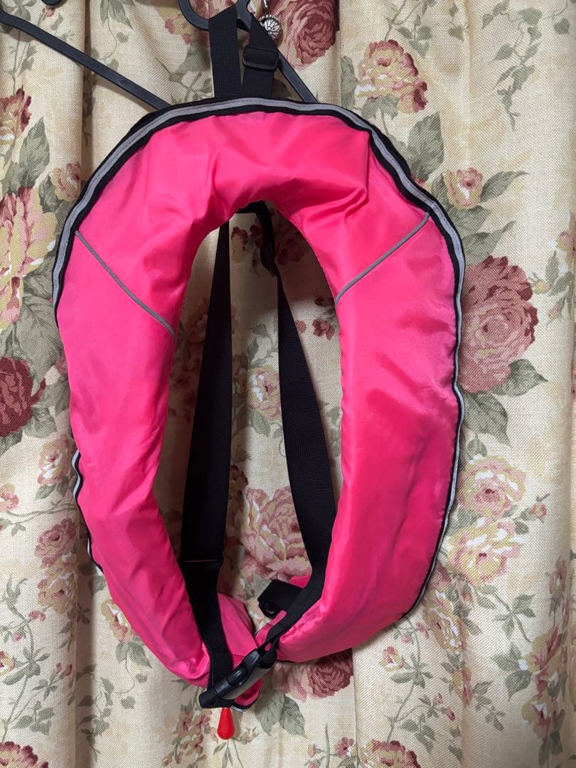 値下げ相談⭕️ ピンク ネックタイプ ライフジャケット