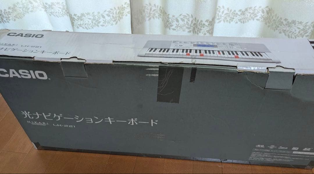 CASIO LK-221 光る鍵盤 マイク付き 電子ピアノ キーボード 楽器