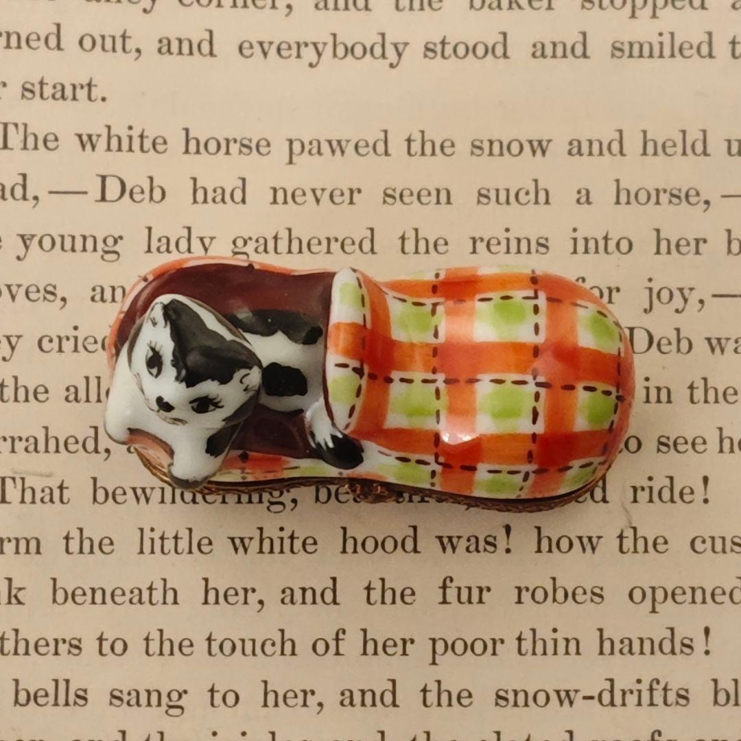 リモージュボックス　靴に入った猫　フランス製　小物入れ　ミニチュア　磁器