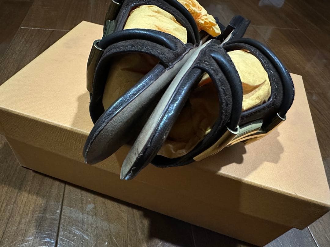 TOD'S スウェード スムースレザー ブラウンサンダル 箱・保存袋付き