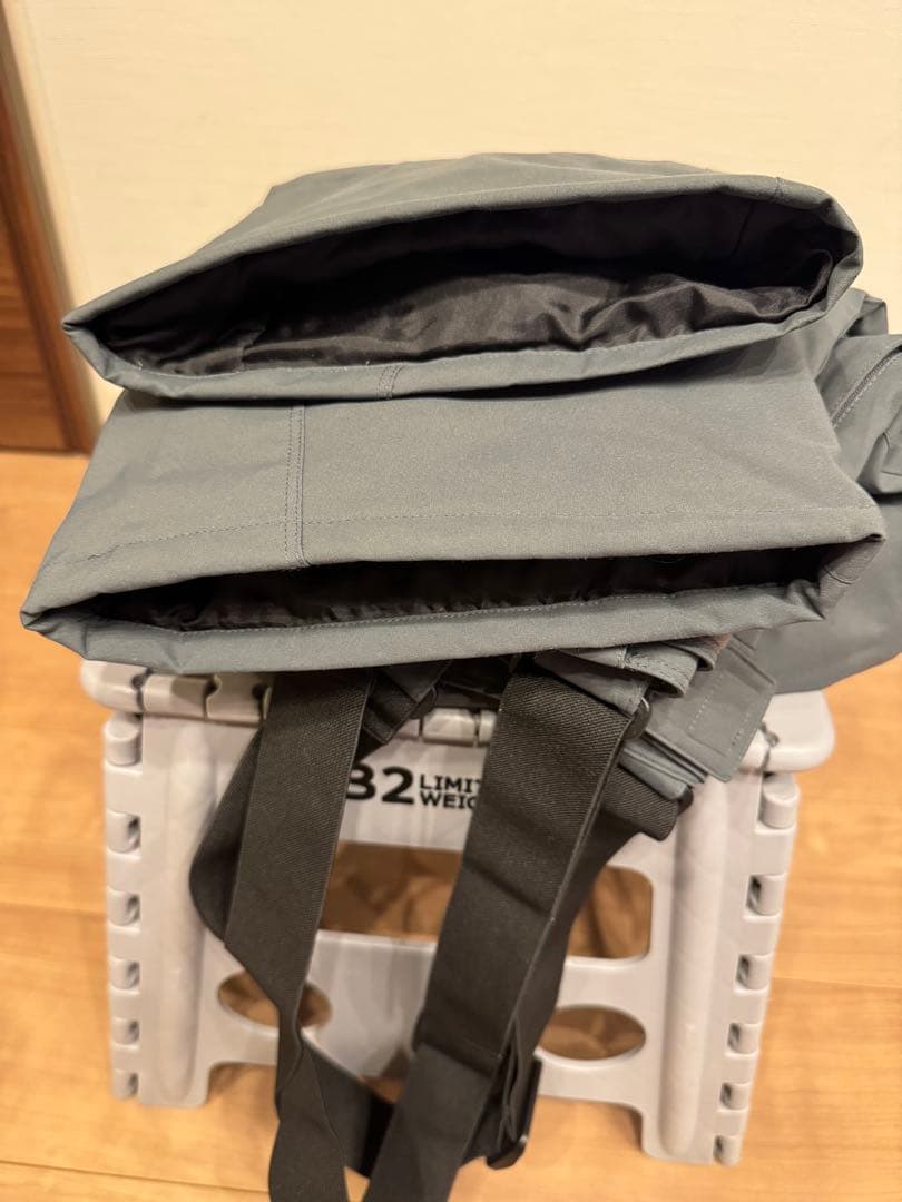 美品　ロシニョール　スキーウェア上下セット　レディース　Sサイズ