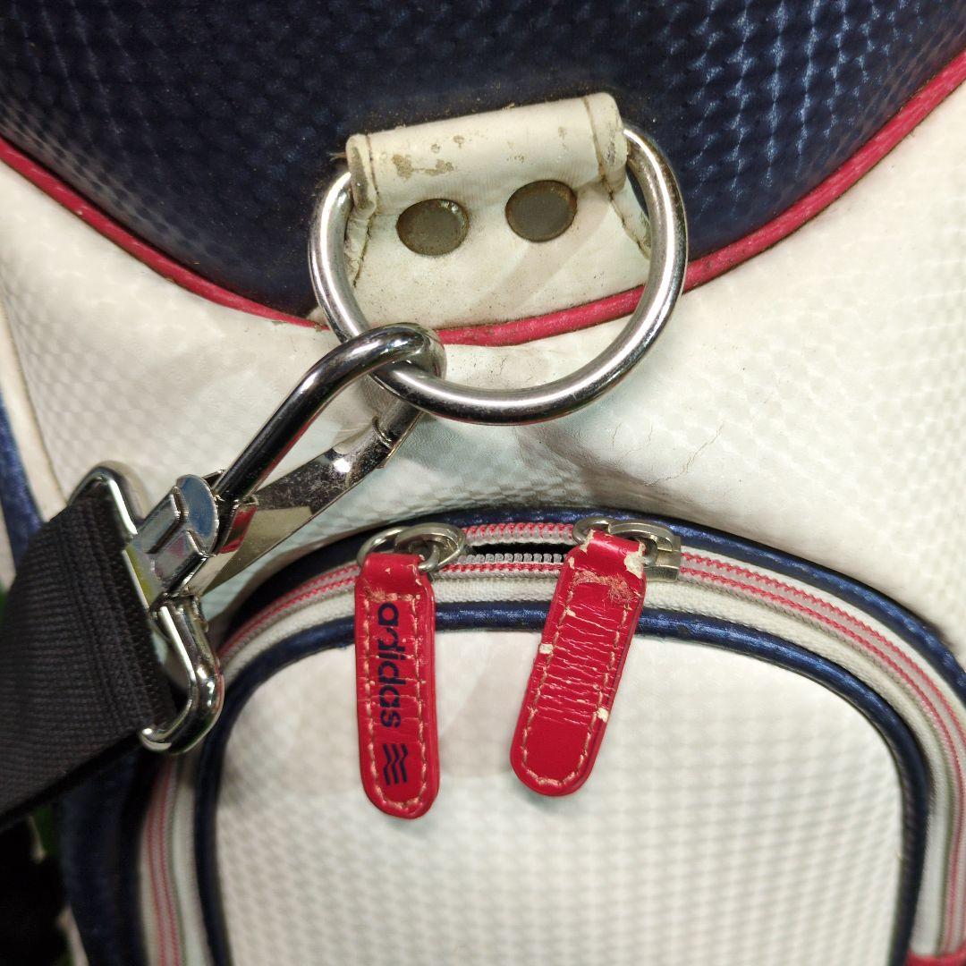 adidas ゴルフキャディバッグ オシャレなトリコロールカラー　フードカバー付