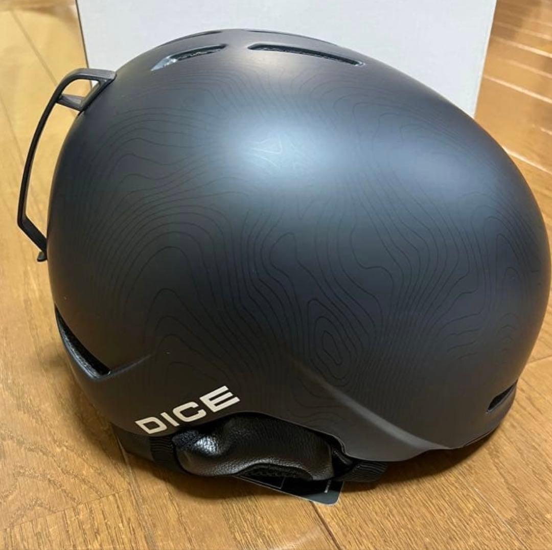 DICE D8 マットブラック ヘルメット　Mサイズ