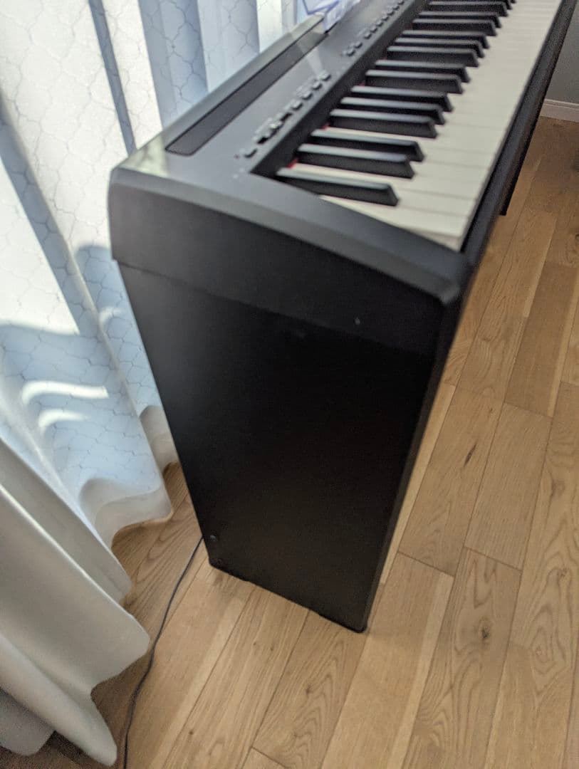 YAMAHA　ヤマハ　P-95B　88鍵　電子ピアノ　台・ペダル・アダプタ付き