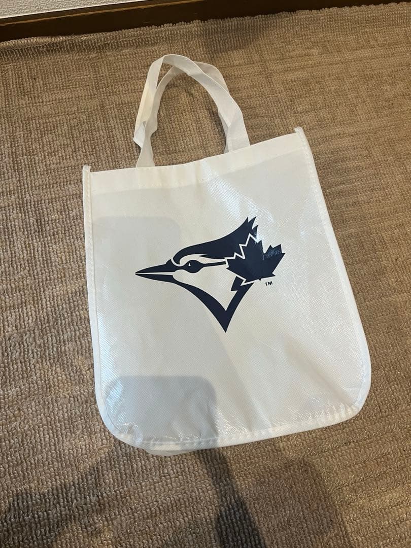 ブルージェイズ　岡本和真 ユニフォーム