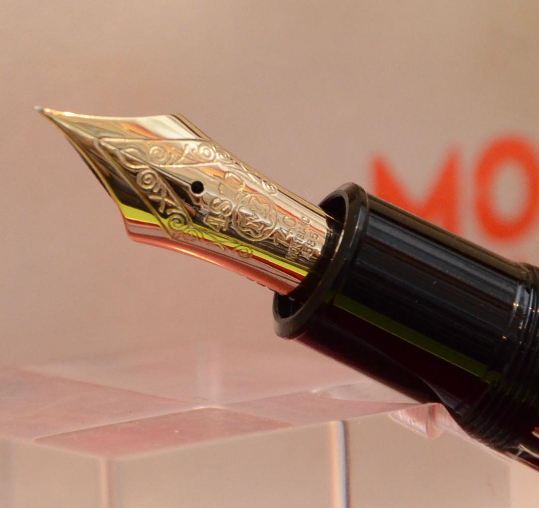 モンブラン149万年筆14C中金 エボナイト芯スチールケース付 細字EF 超美品