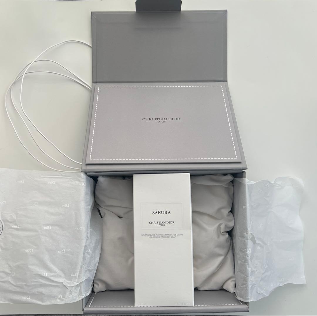 【新品未使用】Christian Dior SAKURA ハンド&ボディーソープ